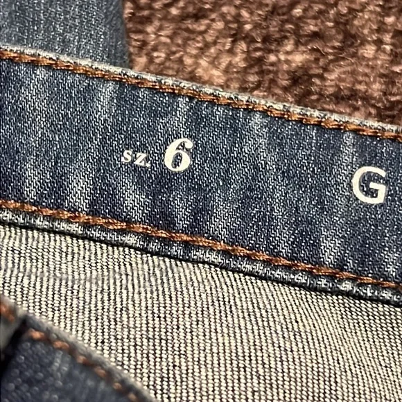 White House Black Market Girlfriend embellished crop jeans Size 6 - Picture 7 of 12